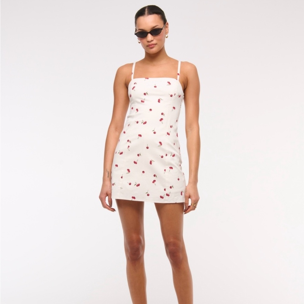 Abercrombie & Fitch Cherry Print Seamed Stretch Skort/Dress